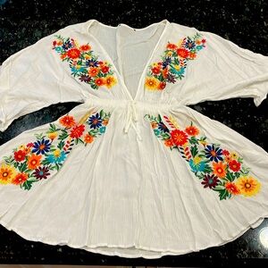 Women’s Forever 21 Size 4 Summer Dress - good condition - tags cut off